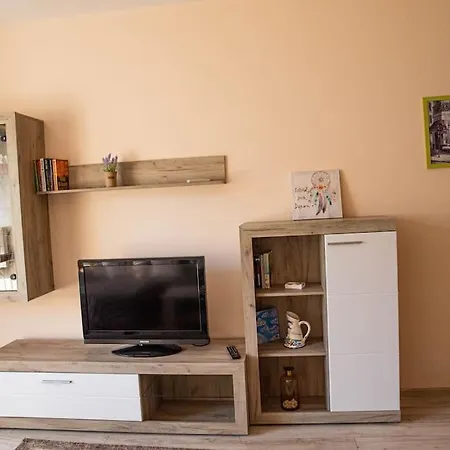 Apartament Lovely One Bedroom Apаrtment In